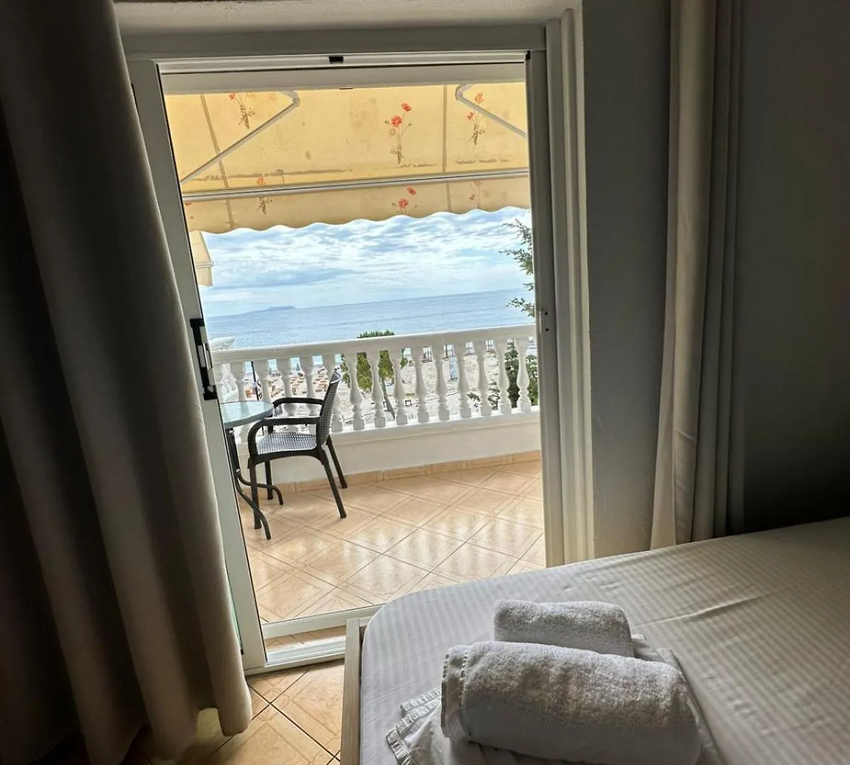 Malibu Hotel ديرمي ألبانيا