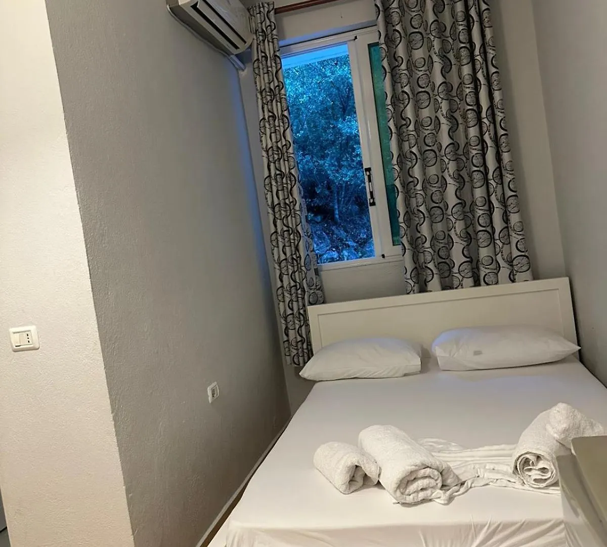 Malibu Hotel Dhërmi 4*,